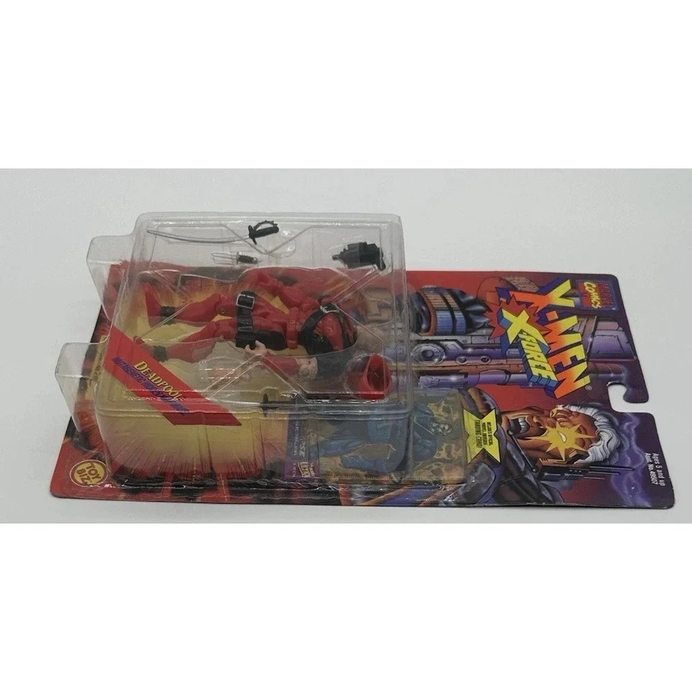 1995 TOY BIZ X-MEN X-FORCE DEADPOOL FACE MASK OFF SEALED ACTION FIGURE